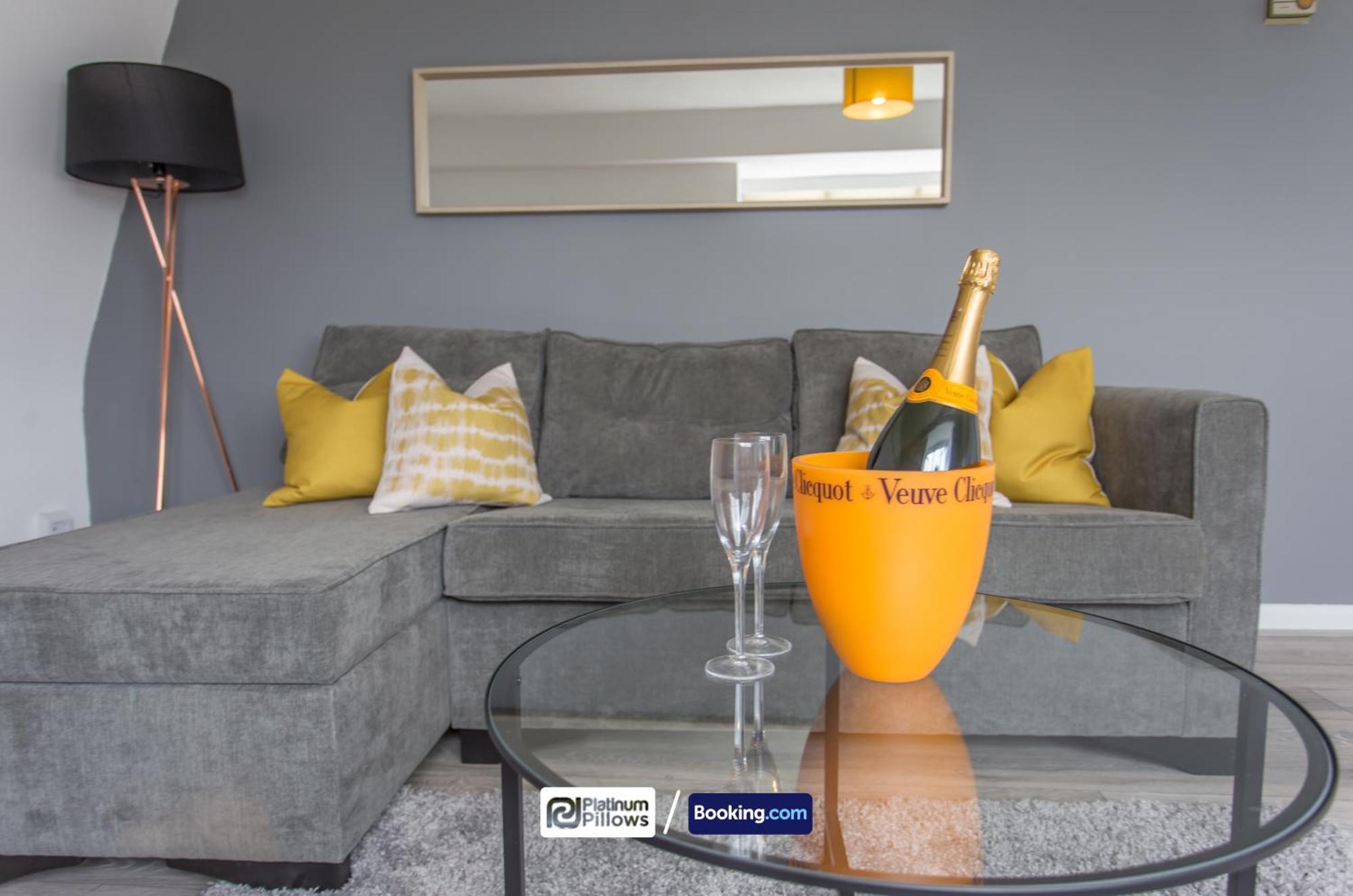 Oxford Apt Near Jr Hospital & Universities, Great Weekly & Long Stay Offers מראה חיצוני תמונה